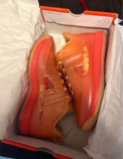 Nike book chapter 2 size 11