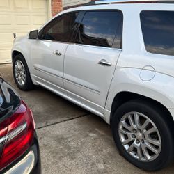 2016 GMC Acadia