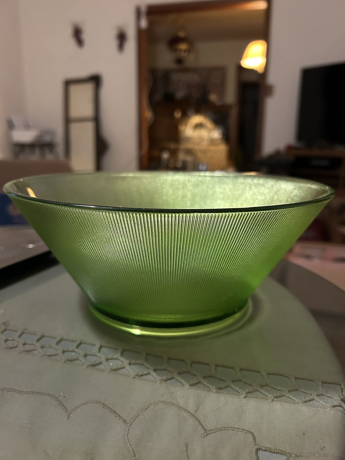 Norse Limelight chip bowl by federal