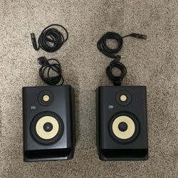 KRK ROKIT 5 G4 5 inch Powered Studio Monitor Pair