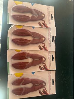 Pincer shaped crackers
