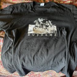 Supreme T-shirt