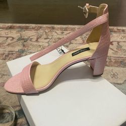 Pink Block Heel Size 8 Nine West.