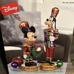 Disney’s Mickey Mouse And Goofy Christmas Nutcracker