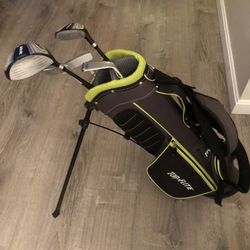 Set Of Golf Club ( Lefty) Age 5-8