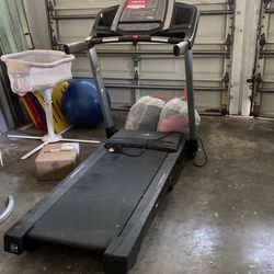 NordicTrack Treadmill (Brand New) 