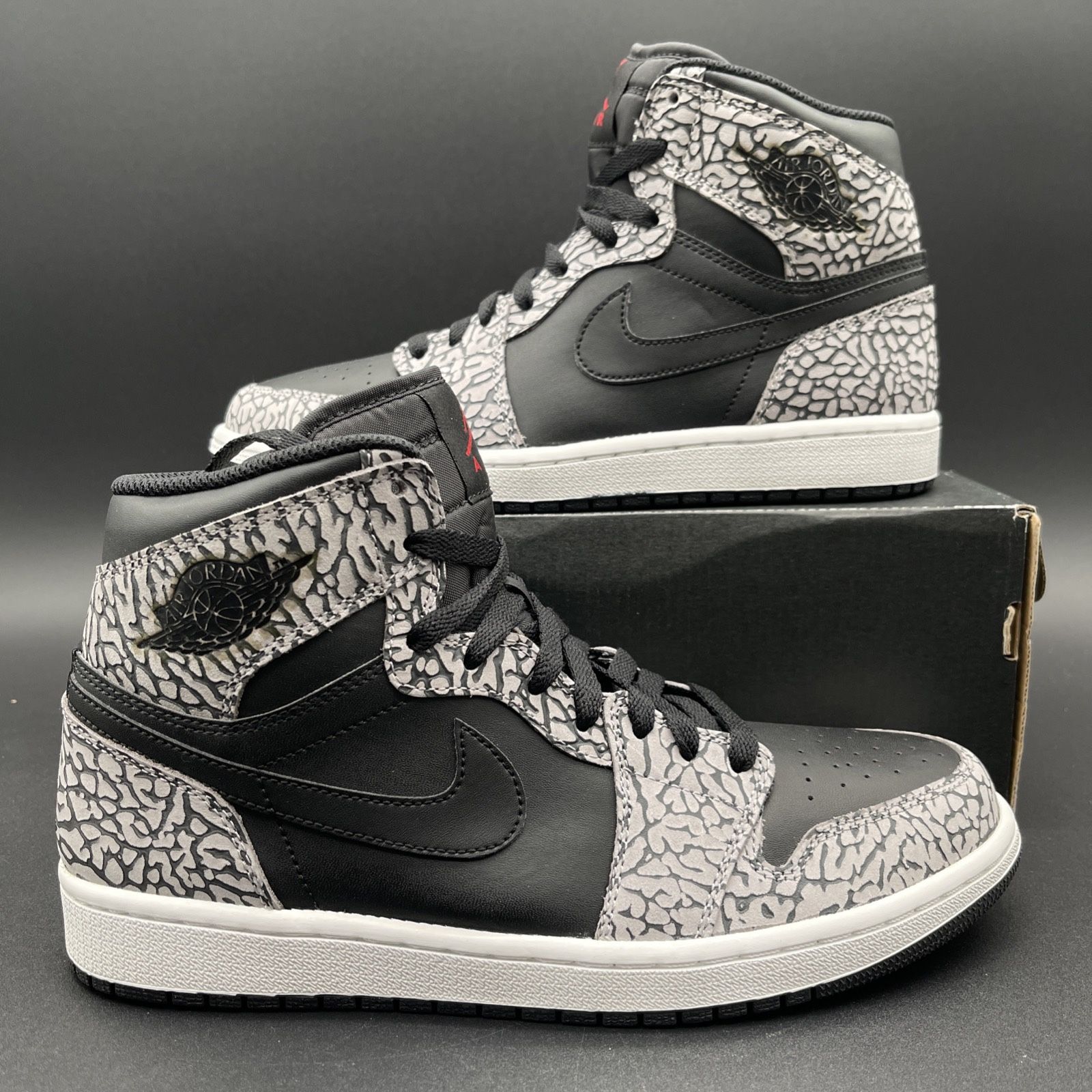 Nike Air Jordan 1 Retro High Og Un-Supreme Ds 839115-013 Og All Size 9
