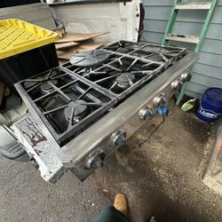 Dacor 36” Range Top And 36” Dacor Downdraft Vent