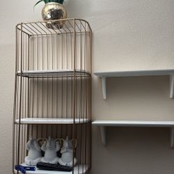 Mirror And Wall Decor