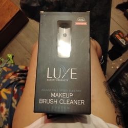 Makeup Brush Cleaner