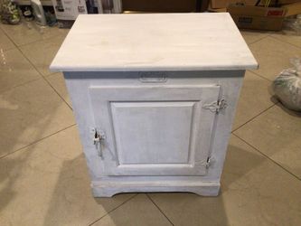 White Clad End Table / Side Table / Nightstand 