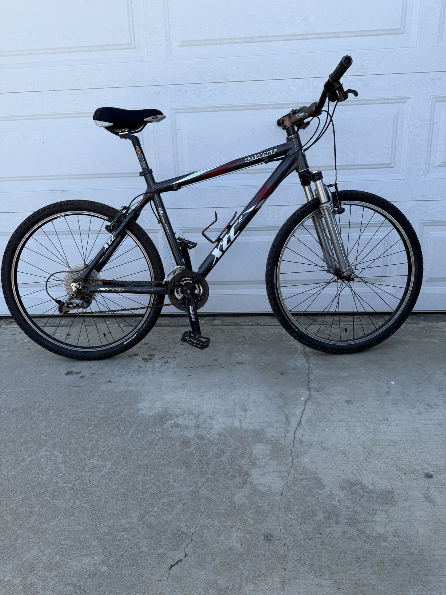 Giant XTC 2 Mountain Bike