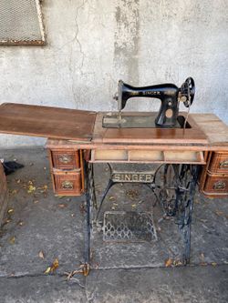 Singer sewing machine