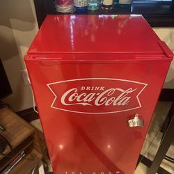 Nostalgia Coca Cola Fridge
