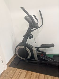 PRO FORM ELLIPTICAL