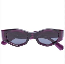 Valentino Garavani Cat Eye sunglasses