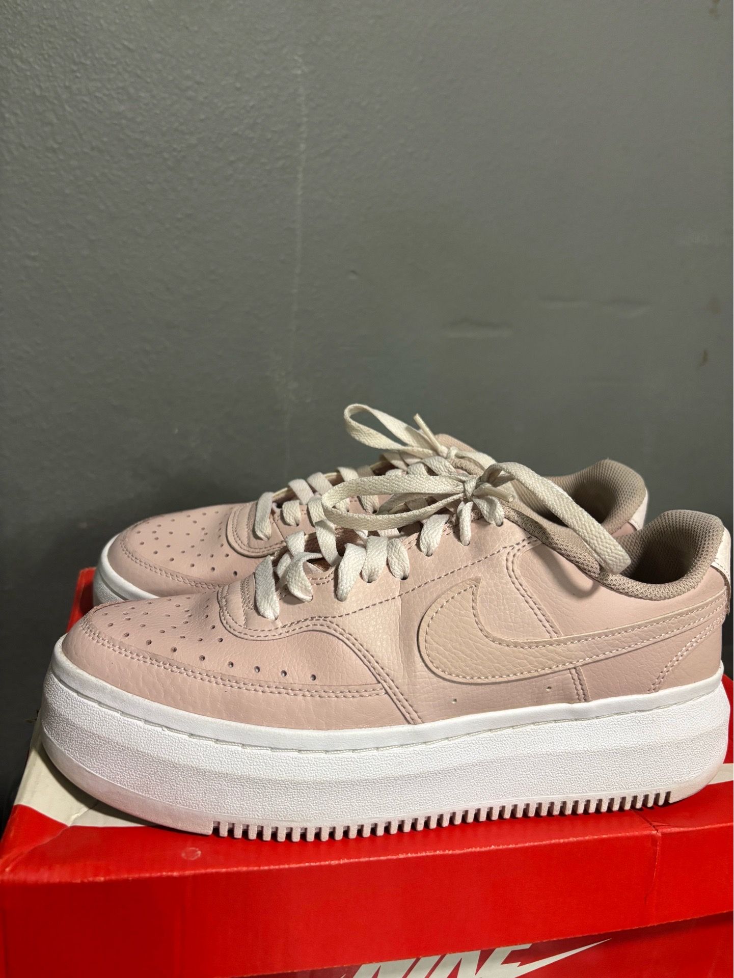 W Nike court vision Alta LTR, pink,