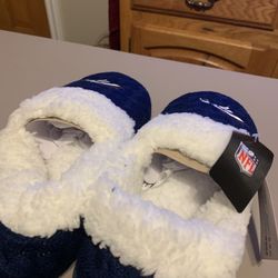 NFL Broncos Women's Slippers Sz 7/8 