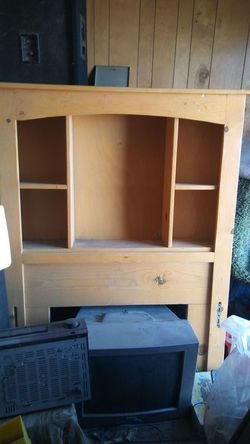 Cama. Con cajones tamano twin