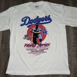 Vintage Dodgers World Series Champions Tennessee River Shirt size XL 22.5x27.5