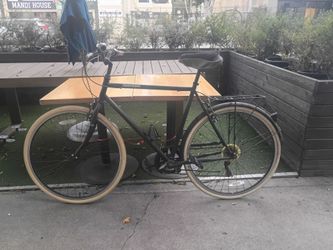 Black bike retrospec beaumont 7 speed