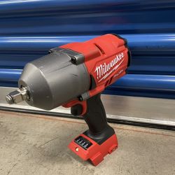 Milwaukee M18 FUEL 1/2 in. Cordless Brushless High Torque Impact Wrench Tool Only