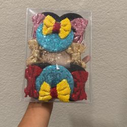 minnie mouse ear clips