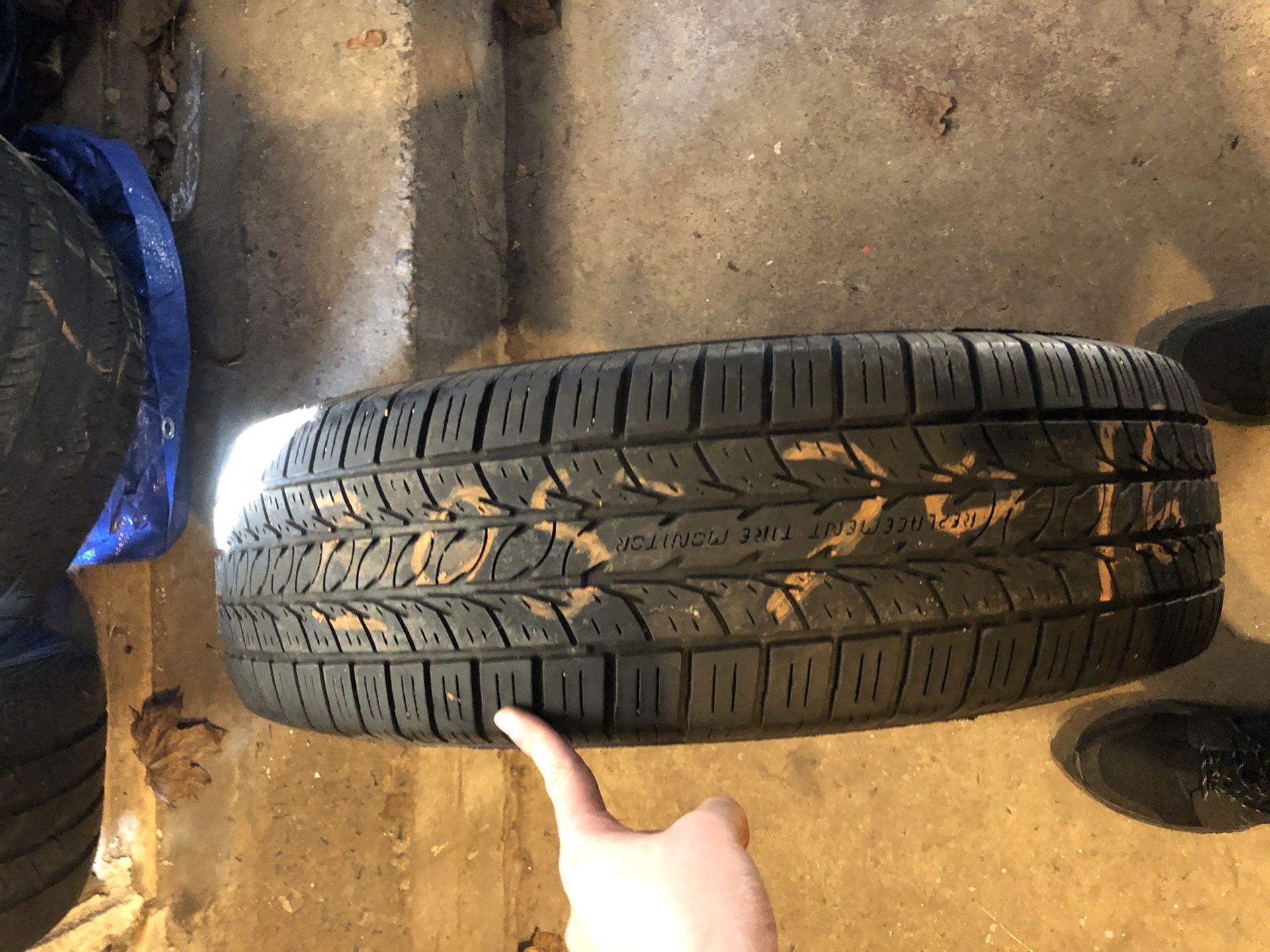 205/70/16 Tire