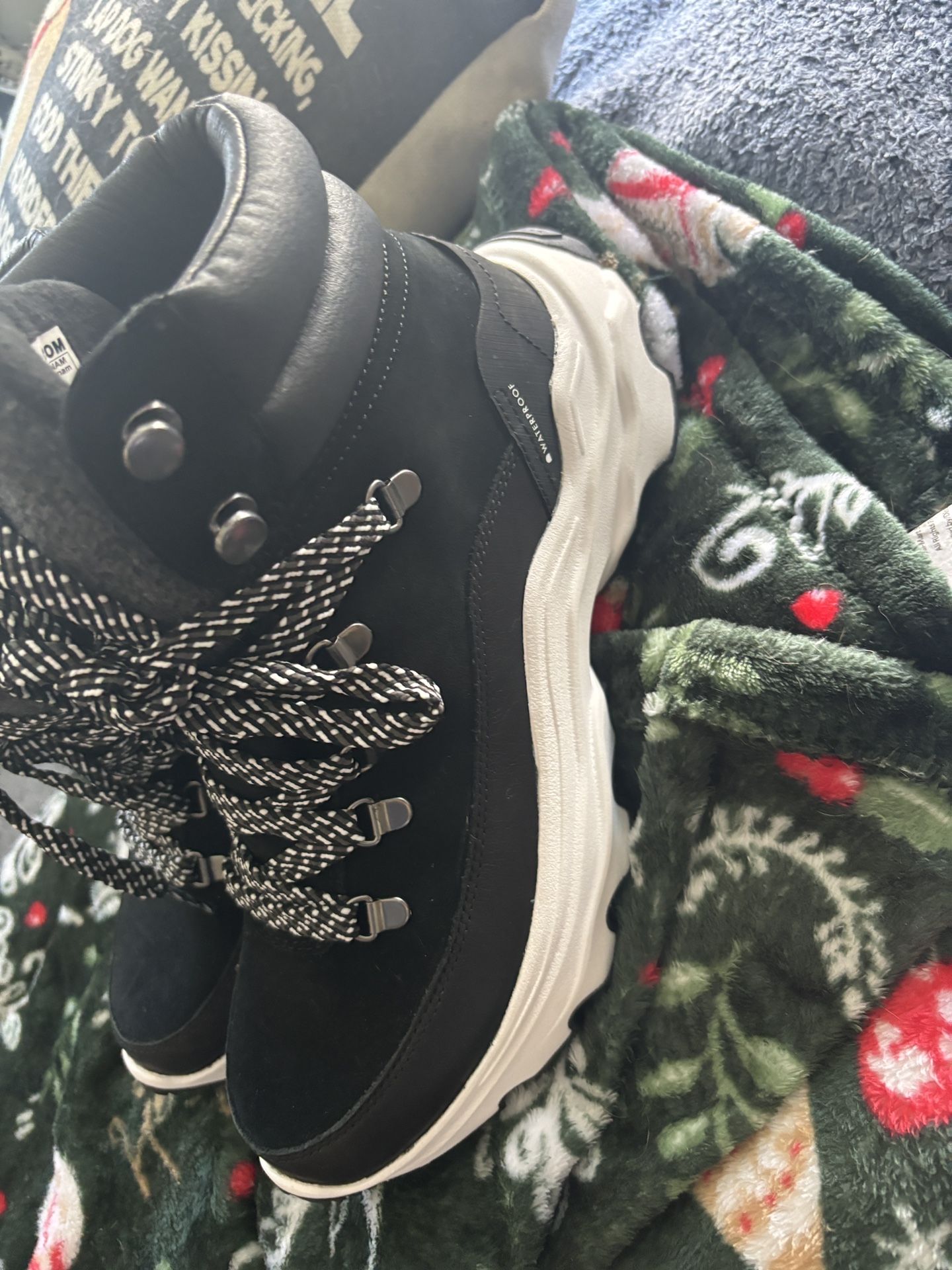 Sorrel Snow Boots