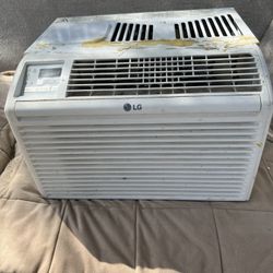 LG Air Conditioner 