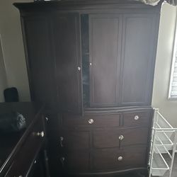 2 Piece China Cabinet 
