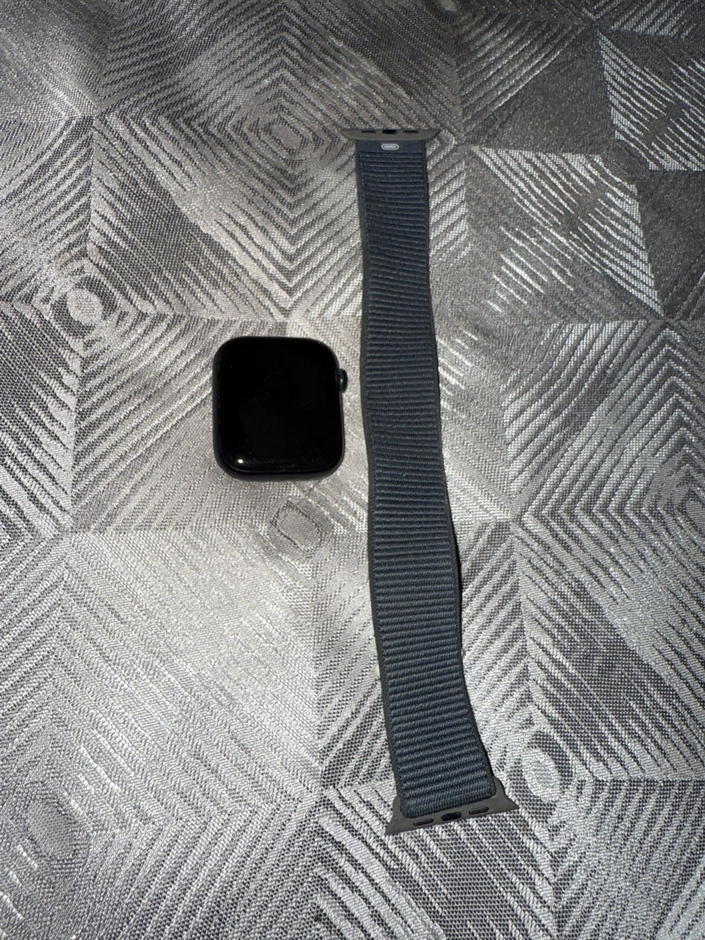 Apple Watch Series 8