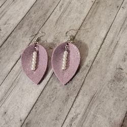 Pinched Petal Earrings 