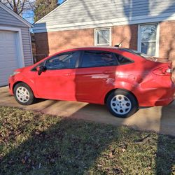 2013 Ford Fiesta