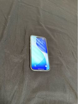 iPhone 16 white 256gb Tmobil only like new