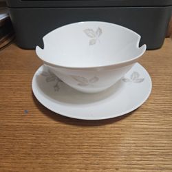 Classic Rose Pattern Rosenthal Gravy Boat Vintage Mint