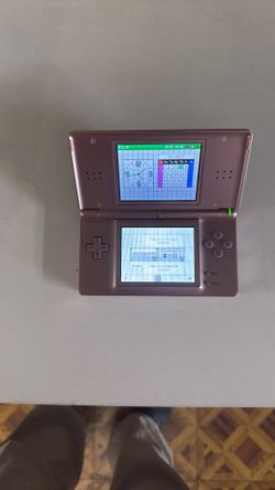 Nintendo DS Lite Console Gold Excellent Condition 