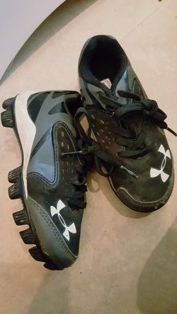 Cleats shoes size 10 k beisboll futboll