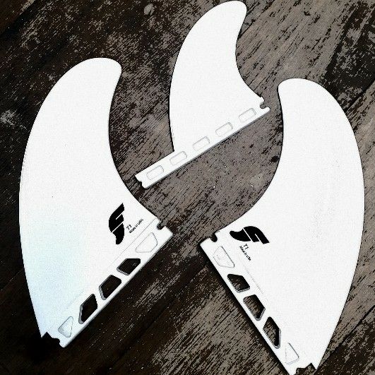 FUTURES T1 THERMOTECH TWIN SURFBOARD FINS with 3.16" trailer