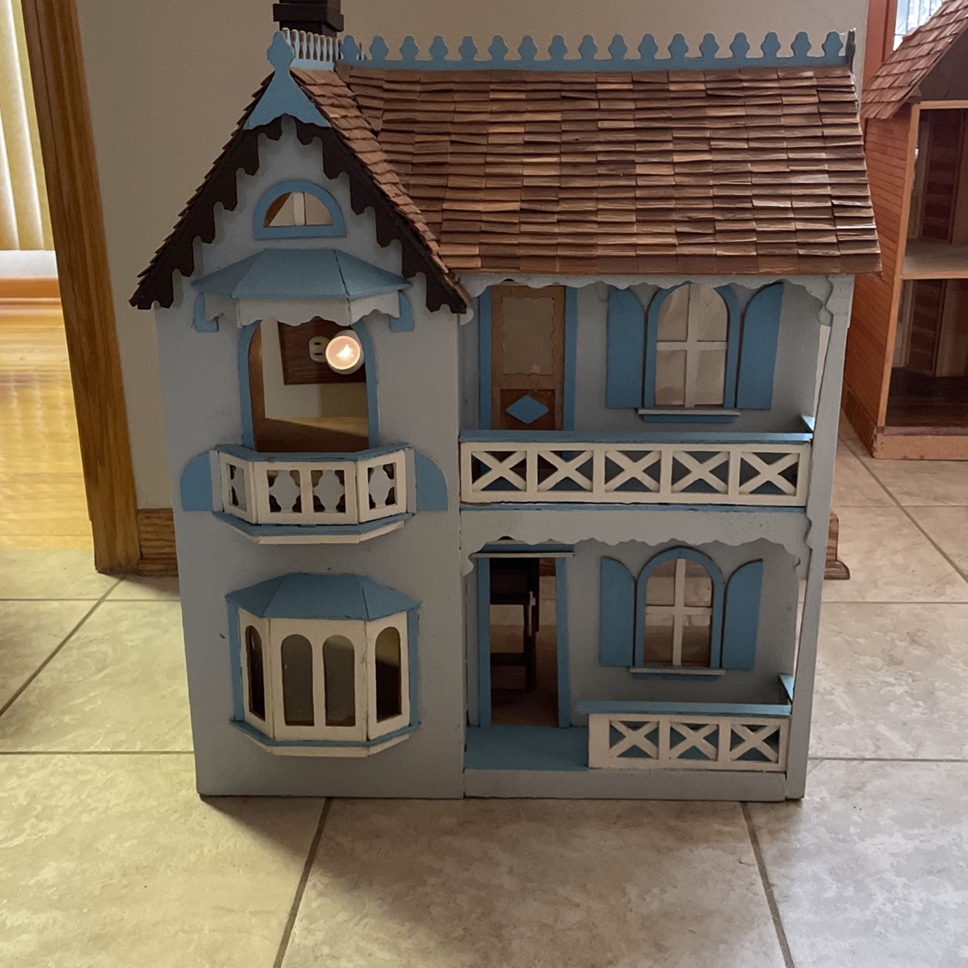 Vintage Dollhouse Artply The Allison Wood for Sale in Glenview IL