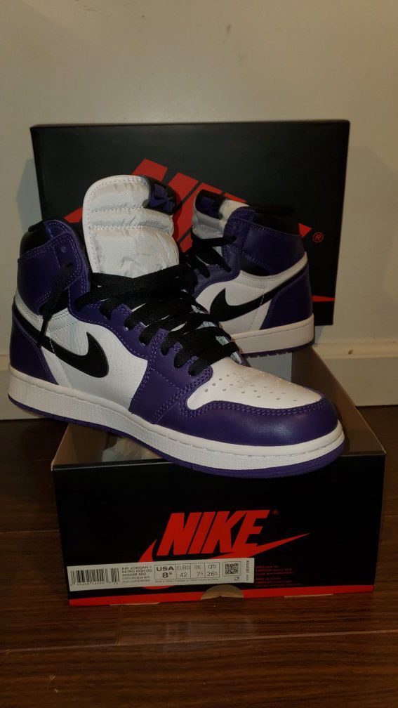 Jordan 1 Retro High Court Purple size 8.5