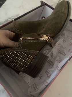 Women’s Luca Size 6.5 Mid Boots