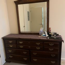 Dresser with mirror 
