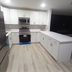 Affordable Kitchen Cabinets (I Do Kitchens)