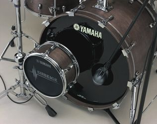 Yamaha sub Kick mic 