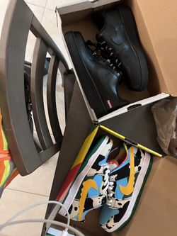 Supreme Sold Only Dunks Size 7