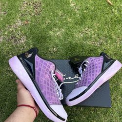 Kobe 3 Low Pink Quartz Size 12