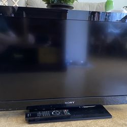 Sony 32” TV