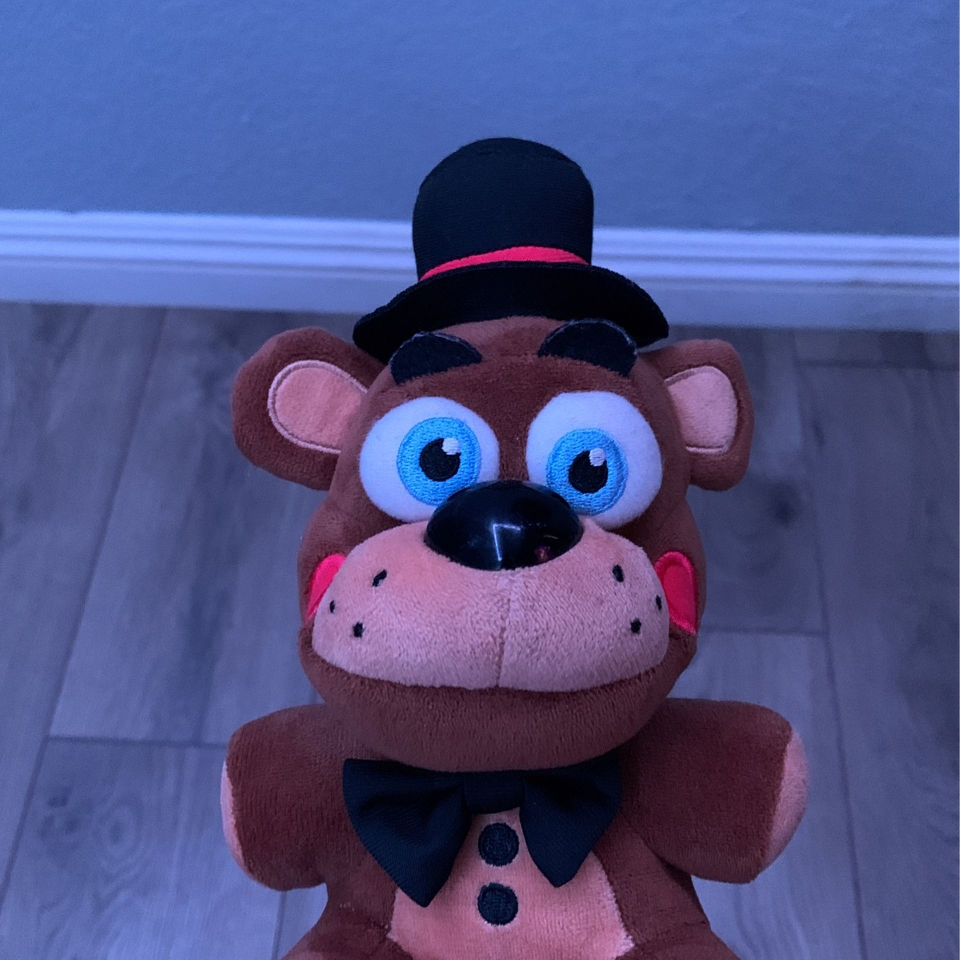 Five nights at freddy's plush toy series 1, SHADOW FREDDY for Sale in Apple  Valley, CA - OfferUp