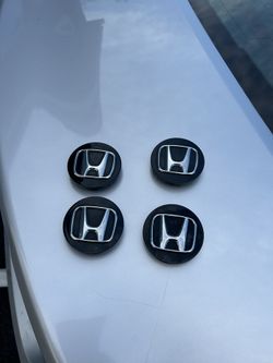 Honda wheel center caps